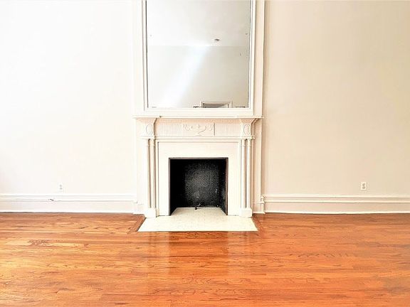 4th image of 325 W 87th St #2S