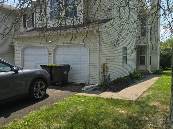 107 Jonathan Dr, North Wales, PA 19454
