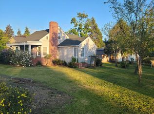 511 SE Hankel St, Dallas, OR 97338