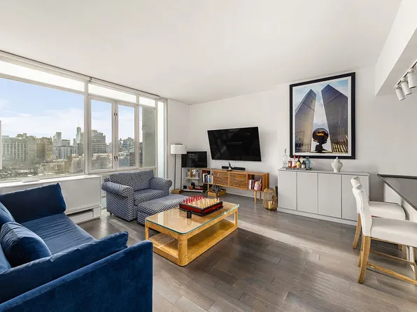 385 1st Ave APT 14A, New York, NY 10010