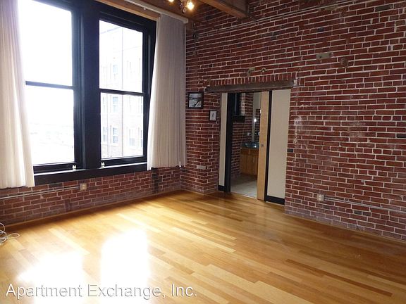 4th image of 1114 Lucas Ave Unit 418