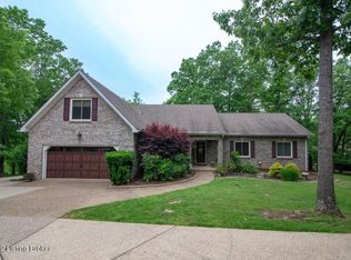 44 Jack Pine Ct, Brandenburg, KY 40108