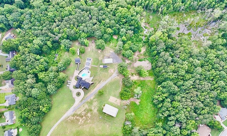 1st image of 3011 Flat Shoals Rd SW