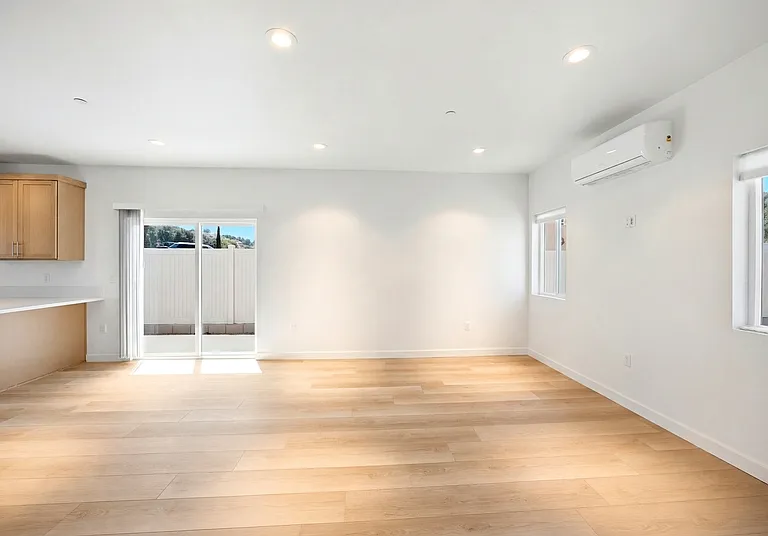 9092 Los Coches Rd — Photo 15