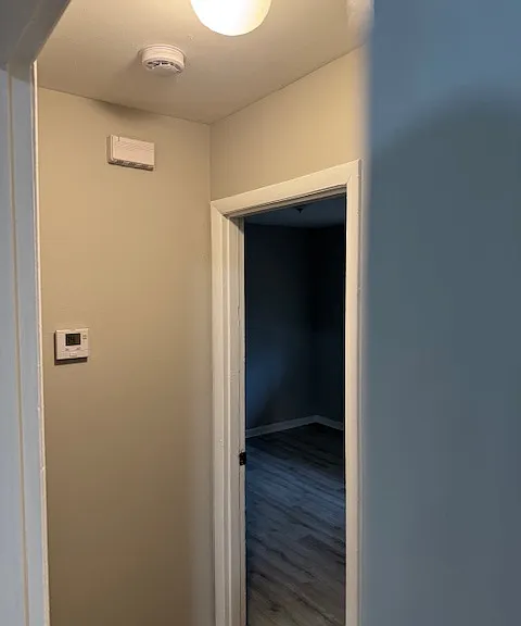 1275 E Washington Ave — Photo 11