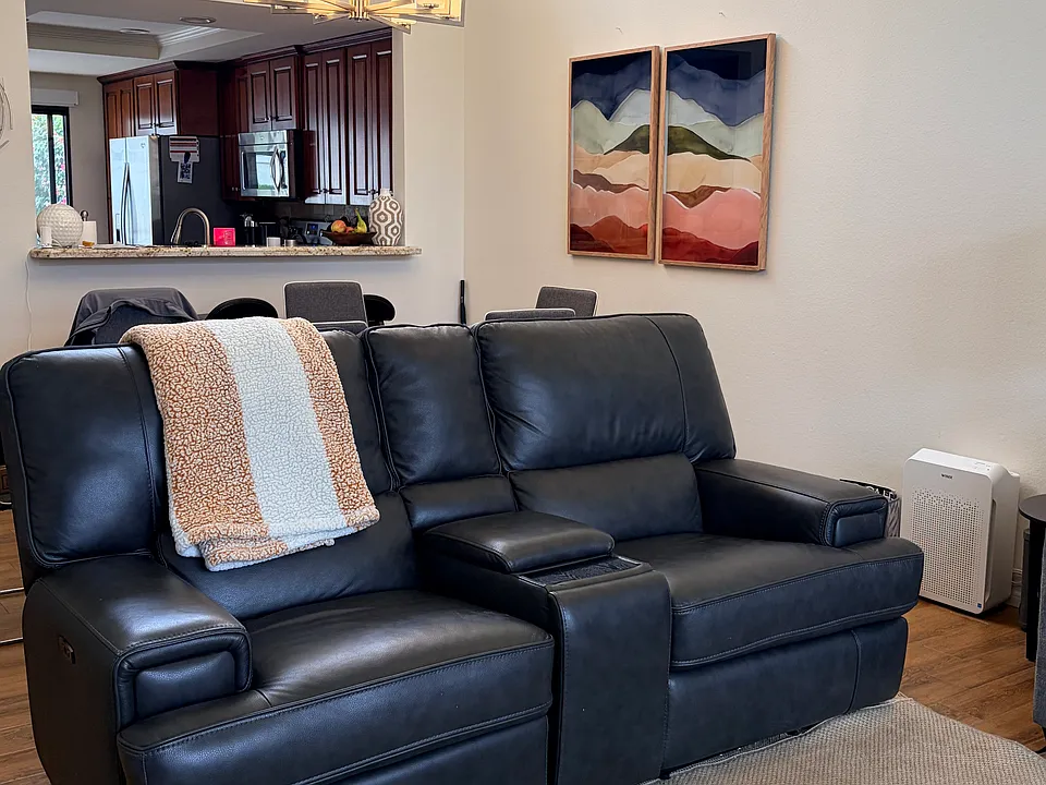Relaxing recliner sofa for taking in the view