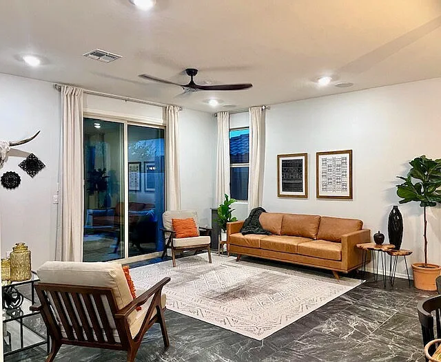 920 W Calle Tikal — Photo 3