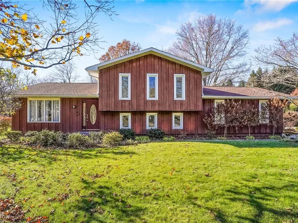 928 S Hametown Rd, Akron, OH 44321