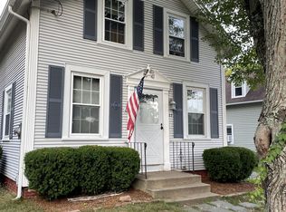 27 Maple St, Somers, CT 06071