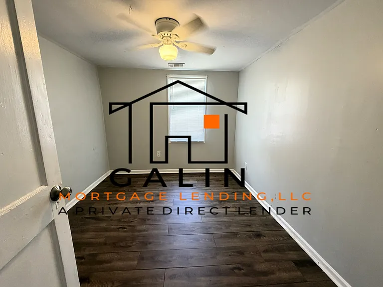1330 Golden St — Photo 17
