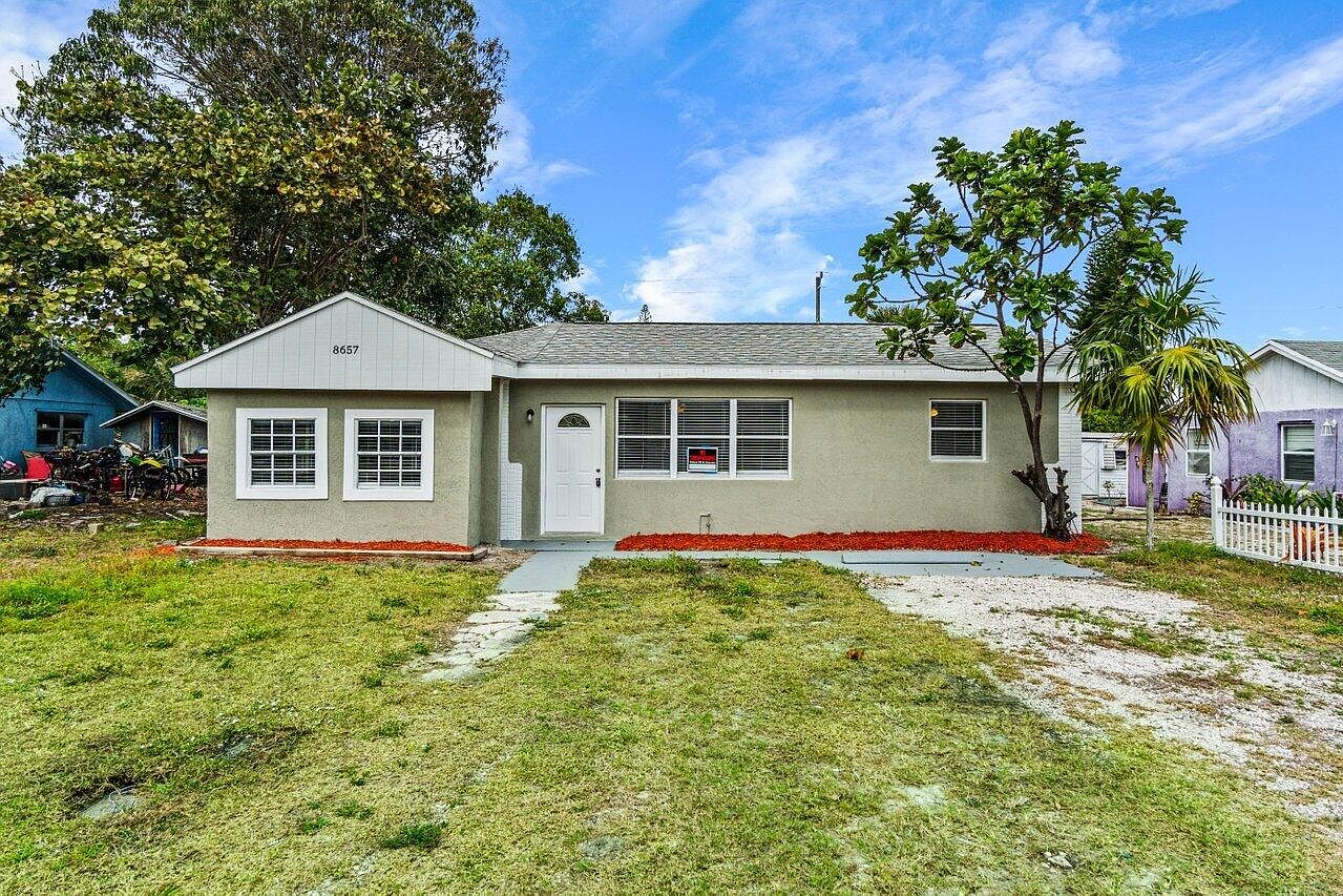 8657 SE Anthione Way, Hobe Sound, FL 33455 | Zillow