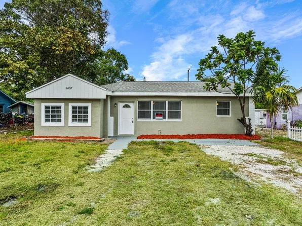 8657 SE Anthione Way, Hobe Sound, FL 33455