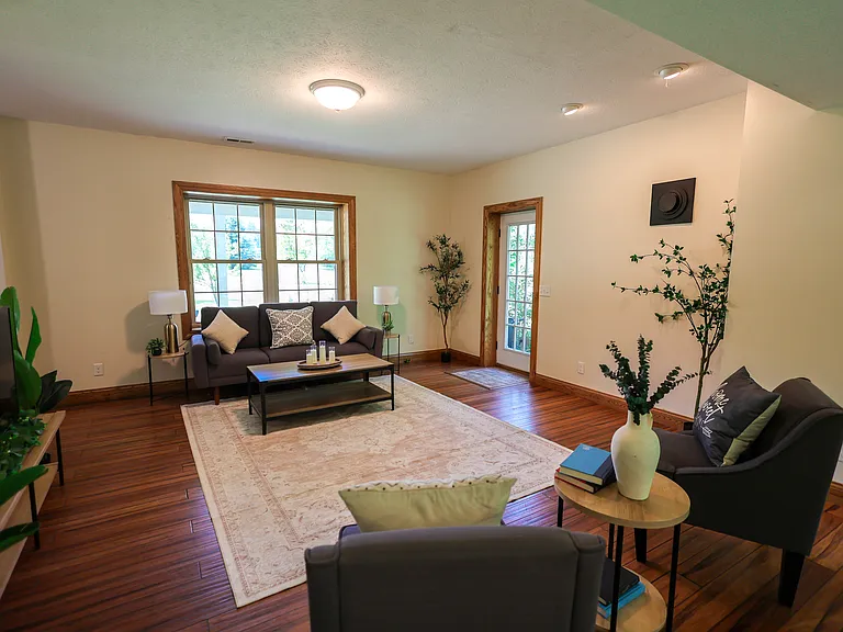 12445 Sperry Rd — Photo 5