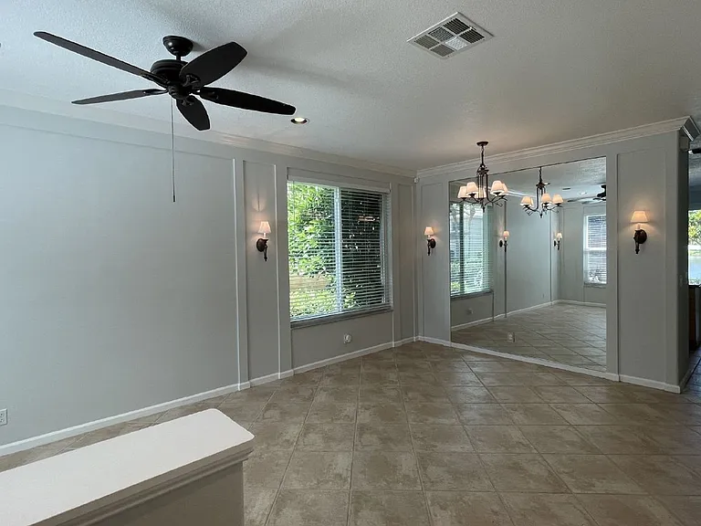 4857 Victoria Cir — Photo 20
