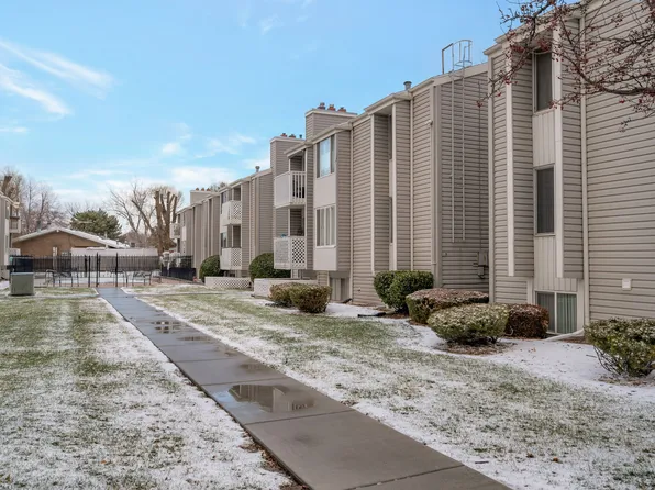 875 E Arrowhead Ln Unit 42, Murray, UT 84107