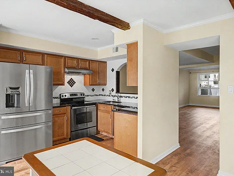 2282 Suzann Dr — Photo 13