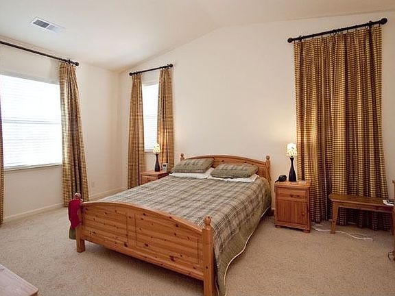 5th image of 4164 Arezzo Pointe Ct