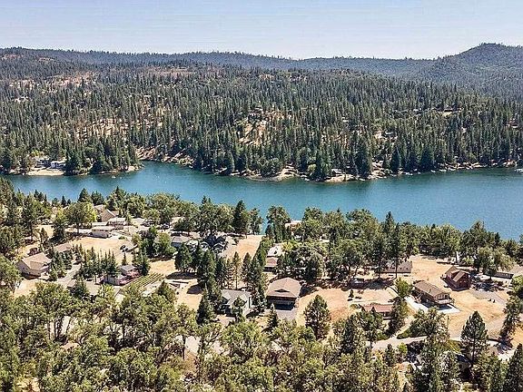 5th image of 3-154 Boitano Rd N