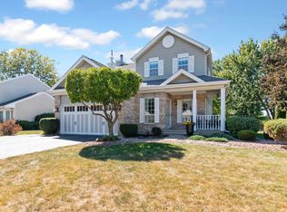 610 Old Oak Cir, Algonquin, IL
