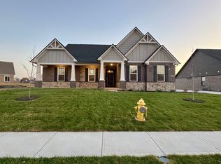 1193 Paul Revere Dr, Mooresville, IN 46158