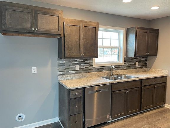 5th image of 107 Pleasant Ln Lot 2