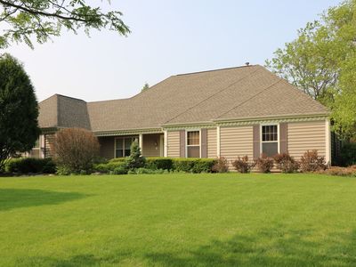 426 Country Ln, Crystal Lake, IL, 60012