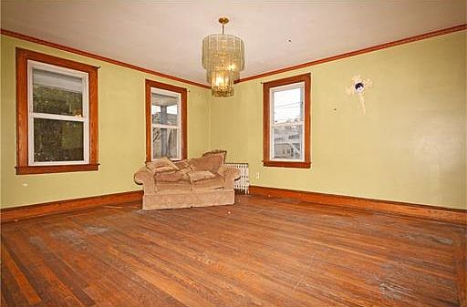 3rd image of 343 Somerset St