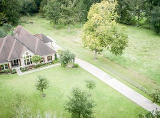 8215 Old Voth Rd, Beaumont, TX 77708