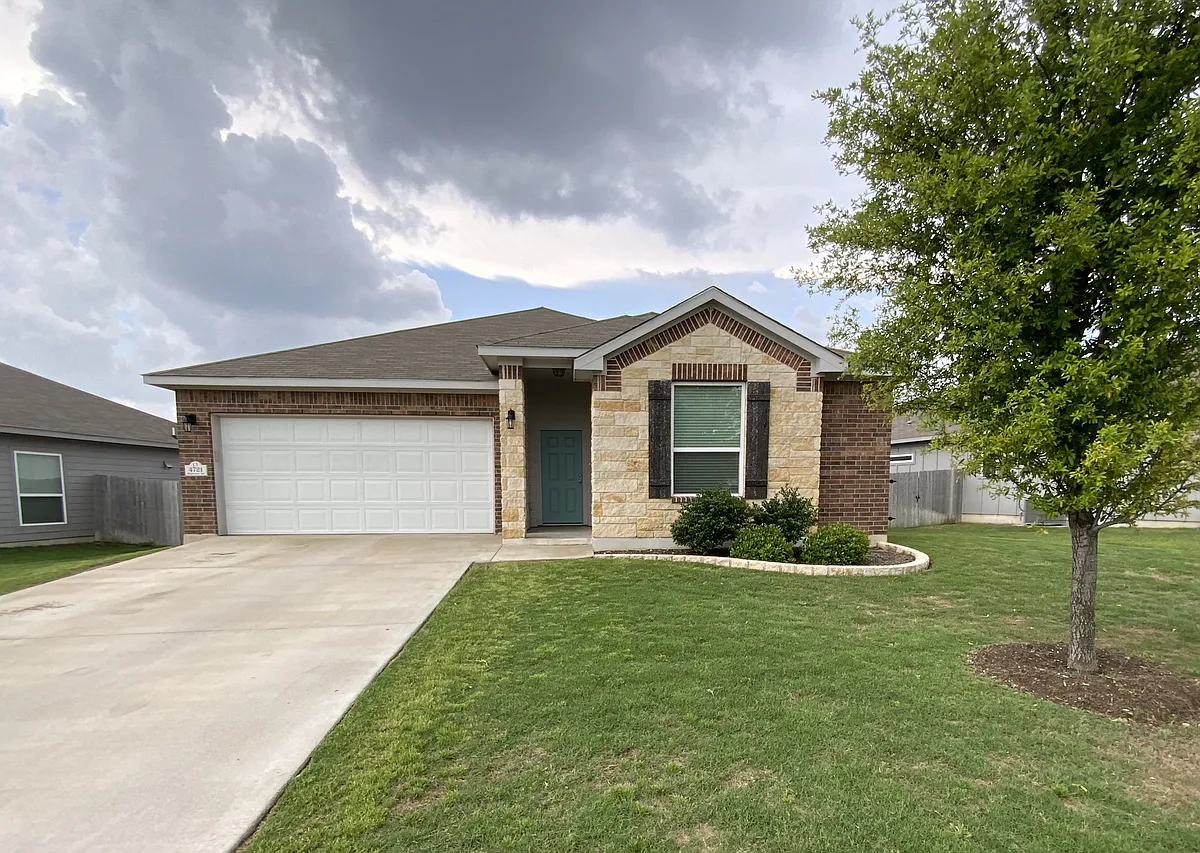 Building Photo - 4721 Highmont Dr