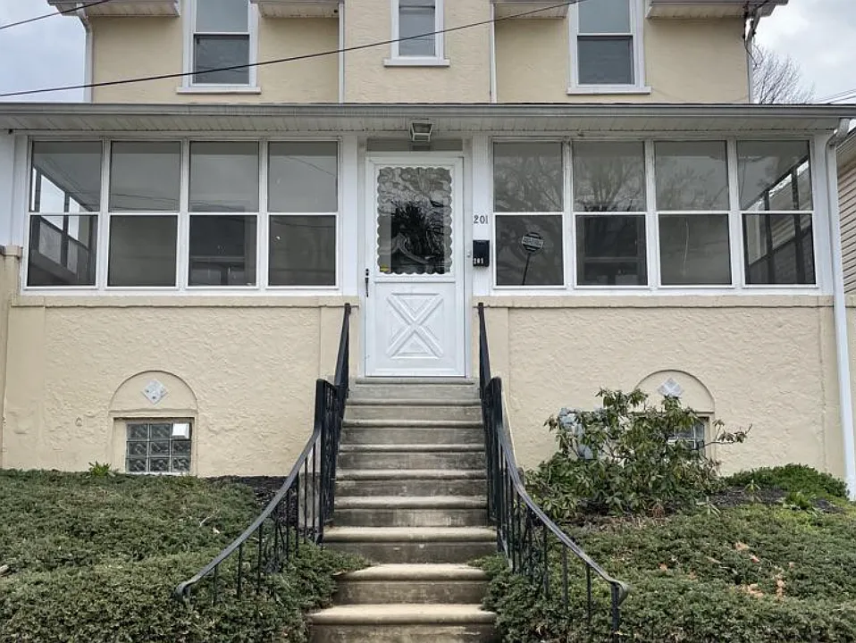 201 Simpson Rd