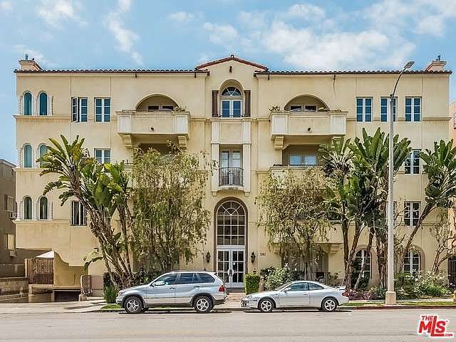 1st image of 1861 Veteran Ave APT 102
