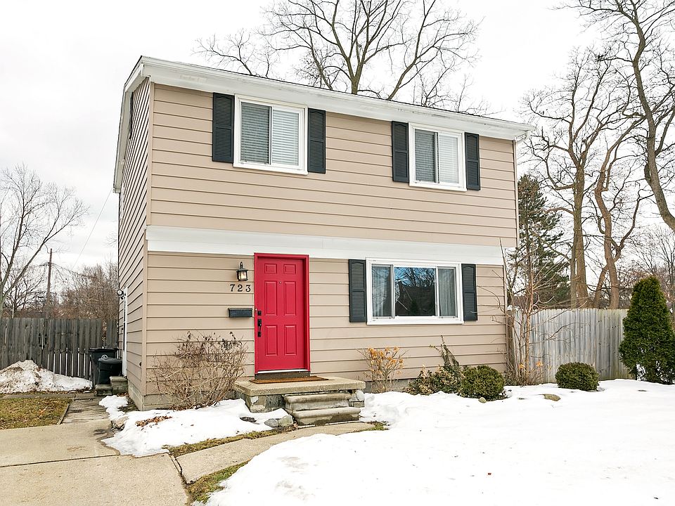 1st image of 723 Cherry Ave