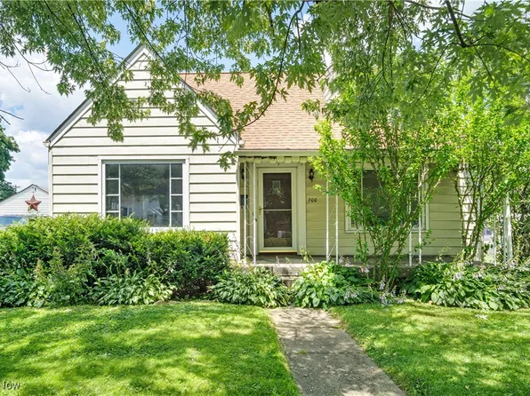 700 Alice St, East Palestine, OH 44413