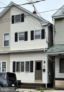 26 W Ludlow St, Summit Hill, PA, 18250