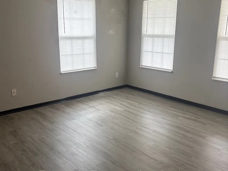 2983 Megan Cir — Photo 4