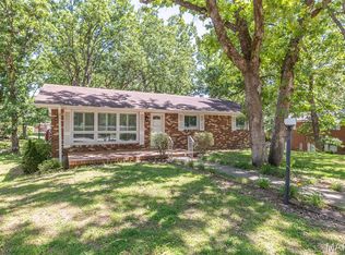 1506 Rosedale Ln, Poplar Bluff, MO 63901
