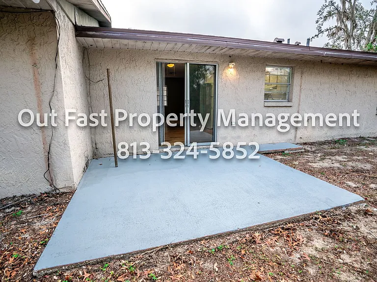 1273 Sylvia Ave — Photo 45