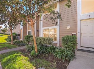 104 Oval Rd, Irvine, CA 92604
