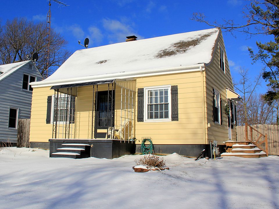 1st image of 2410 Langley Ave