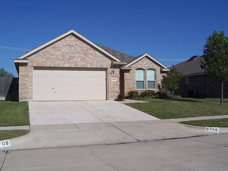 1st image of 6709 Hillgreen Dr