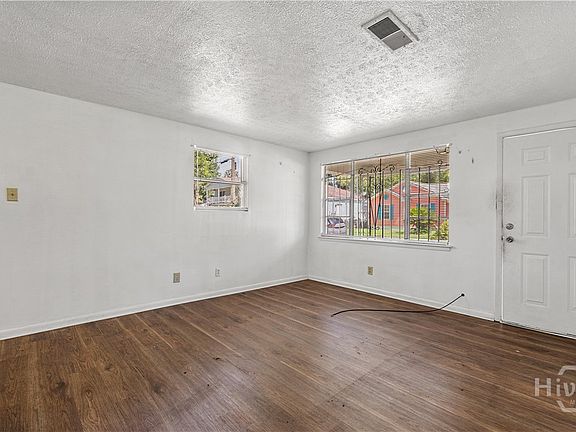 4th image of 1135 Collins Street