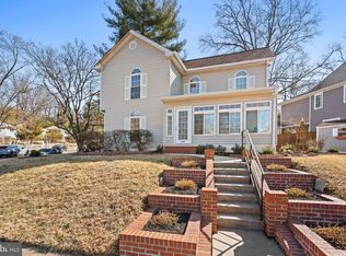 4006 Halsey Ct, Kensington, MD 20895