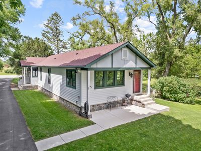 41W193 Russell Rd, Elgin, IL, 60124
