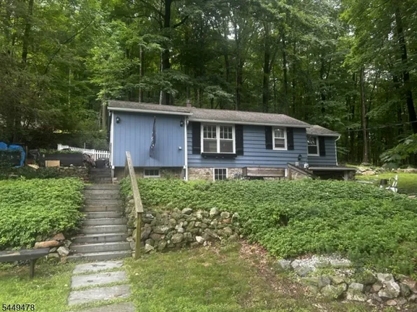 171 Glenside Trl, Byram Twp., NJ 07871