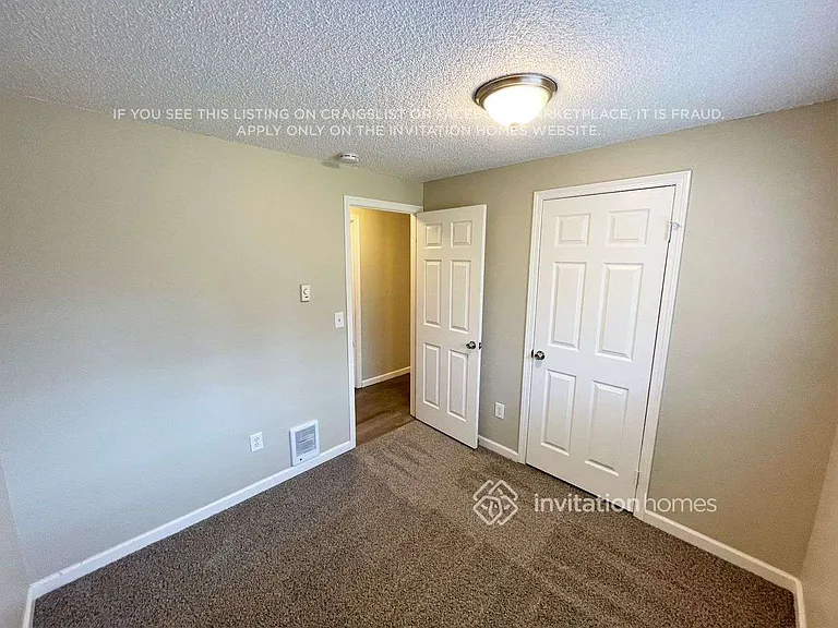 10311 D St E — Photo 12