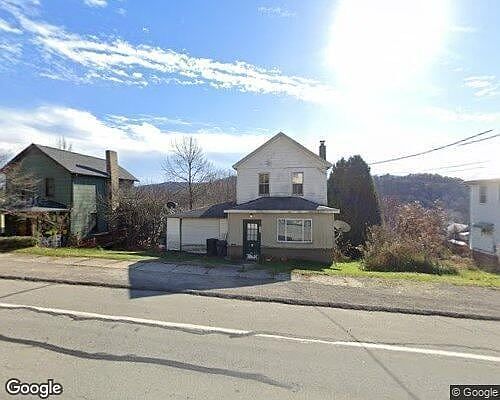 1st image of 179 Main St