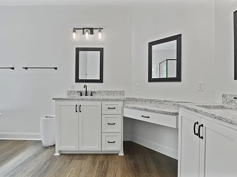 1003 Dolphin Ct NE — Photo 36