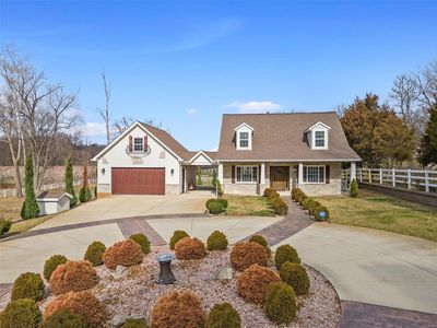 3645 Baumgartner Rd, Saint Louis, MO, 63129