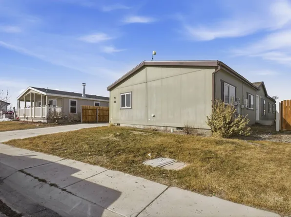2214 Larkspur St, Elko, NV 89801