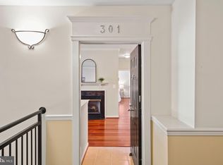 1509 N Point Dr APT 6-0301, Reston, VA 20194